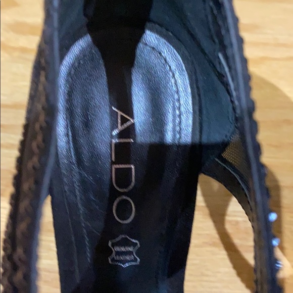 Heels - Picture 3 of 4